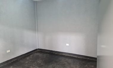 Alquiler Deposito con gran playa de maniobras - Moron