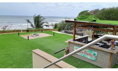 Venta de Apartamento Frente al Mar, San Carlos