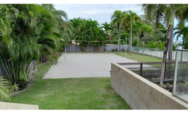Venta de Apartamento Frente al Mar, San Carlos