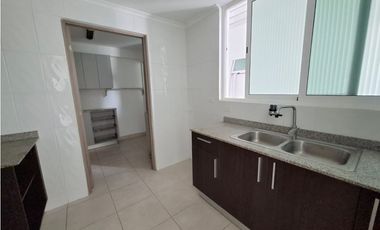 VENTA APARTAMENTO 3 RECMARAS, EN PH EL MARE 7000