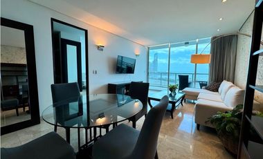 Se alquila apartamento Avenida Balboa