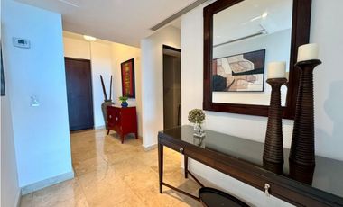 Se alquila apartamento Avenida Balboa