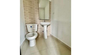 Casa en esquina y extra lote en venta Woodlands Panamá Pacífico