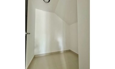 Casa en esquina y extra lote en venta Woodlands Panamá Pacífico