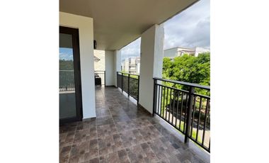 SE ALQUILA/VENDE APARTAMENTO EN RIVER VALLEY