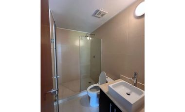 SE ALQUILA/VENDE APARTAMENTO EN RIVER VALLEY