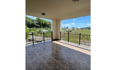 SE ALQUILA/VENDE APARTAMENTO EN RIVER VALLEY