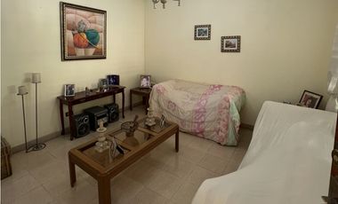 Venta de Casa en Urbanización Residencial Cerro Viento, San Miguelito