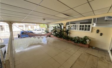 Venta de Casa en Urbanización Residencial Cerro Viento, San Miguelito