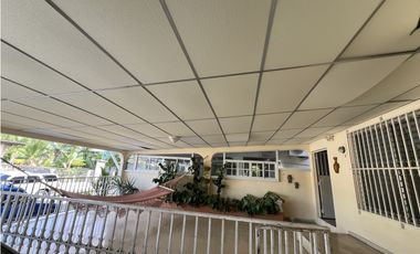 Venta de Casa en Urbanización Residencial Cerro Viento, San Miguelito