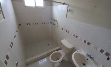 Vendo Casa Reposeída, Villa Lucre Paseo Real