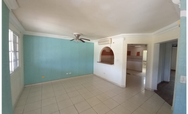 Vendo Casa Reposeída, Villa Lucre Paseo Real