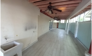 Vendo Casa Reposeída, Villa Lucre Paseo Real
