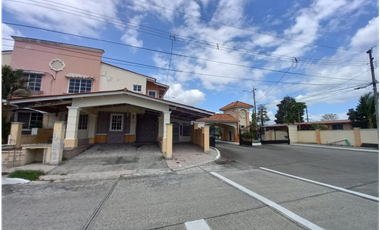 Vendo Casa Reposeída, Villa Lucre Paseo Real