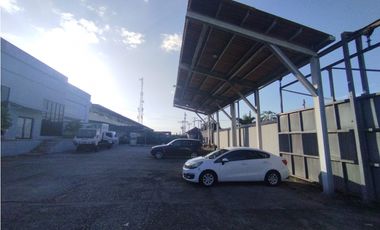 Se vende bodega en el Crisol, José Domingo Espinar