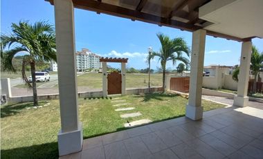 Venta de Casa Reposeída, Fontanella del Mar, San Carlos