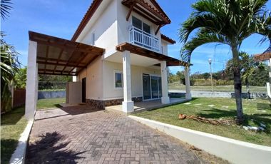 Venta de Casa Reposeída, Fontanella del Mar, San Carlos