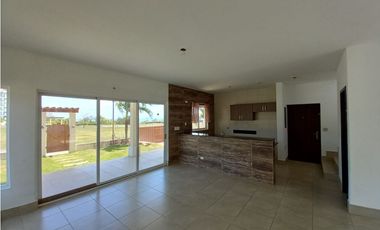 Venta de Casa Reposeída, Fontanella del Mar, San Carlos