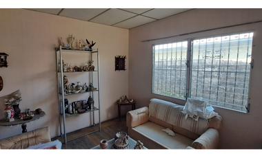 Se Vende Casa Comercial en Barrio Balboa, Panamá Oeste