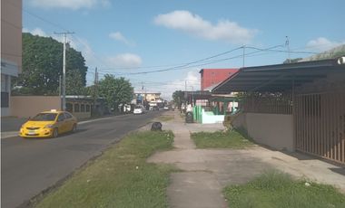 Se Vende Casa Comercial en Barrio Balboa, Panamá Oeste