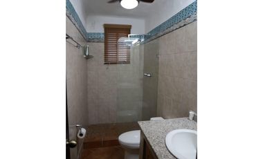 Venta de apartamento en PH. Roca Marina, Vista Mar Golf Beach & Marina