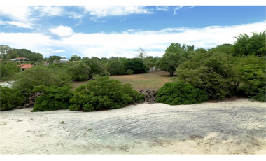 Lote de terreno frente al mar en venta en Punta Roca, San Carlos