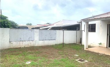 VENDO CASA EN ARBOLEDAS LOS OLIVOS LA CHORRERA