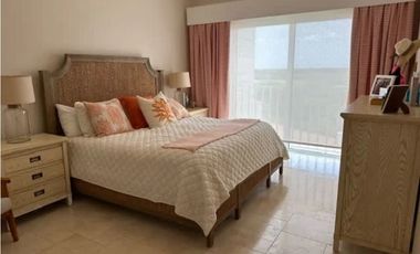 Melissa Foster Luxury Vende Penthouse en Buenaventura BRP MF1108