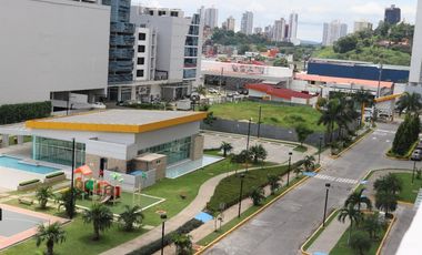 Melissa Foster L. Vende Hermoso Apartamento en PH Kings Park MF1267