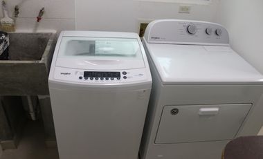 Melissa Foster L. Vende Hermoso Apartamento en PH Kings Park MF1267