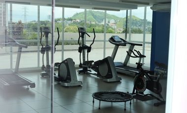 Melissa Foster L. Vende Hermoso Apartamento en PH Kings Park MF1267