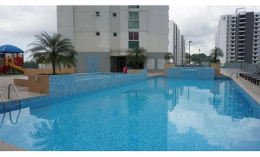 Melissa Foster L. Vende Hermoso Apartamento en PH Kings Park MF1267