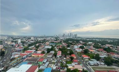 Venta de apartamento en Parque Lefevre