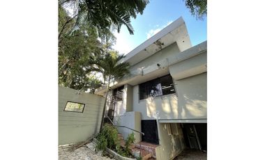 SE VENDE CASA DE 836m2 EN PUNTA PAITILLA