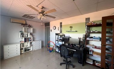 Venta de casa en Residencial Urbanización Las Lomas, Villa Lucre.