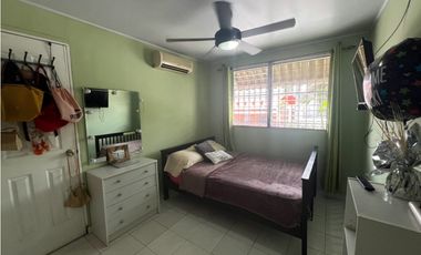 Venta de casa en Residencial Urbanización Las Lomas, Villa Lucre.