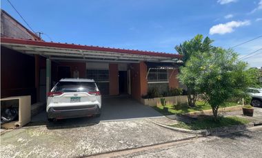 Venta de casa en Residencial Urbanización Las Lomas, Villa Lucre.