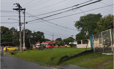Se vende o alquila terreno en Villalobos, Pedregal