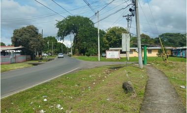 Se vende o alquila terreno en Villalobos, Pedregal
