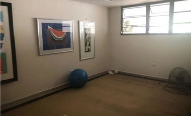 Melissa Foster Luxury Vende Hermosa Casa en Cardenas MF100