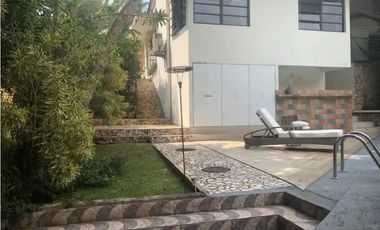 Melissa Foster Luxury Vende Hermosa Casa en Cardenas MF100