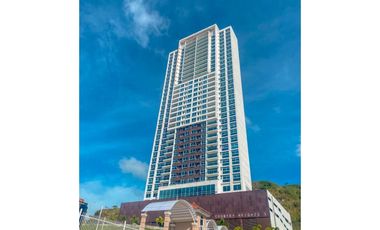 Melissa Foster L. Vende Apartamento en Ph Country Heights MF1282