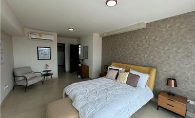 Melissa Foster L. Vende Apartamento en Ph Country Heights MF1282