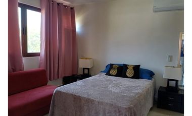 Melissa Foster L. Alquila Apartamento en Ph Brisas de Coronado MF1287