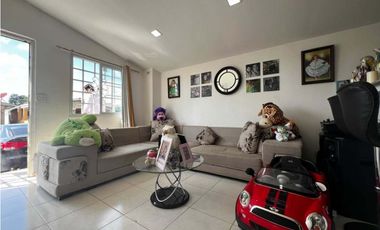 CASA EN VENTA EN VACAMONTE URB. ALTOS DEL TECAL