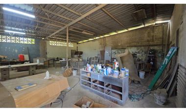 Venta de Galera industrial con oficina  y bodega
