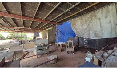 Venta de Galera industrial con oficina  y bodega