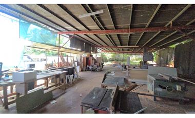 Venta de Galera industrial con oficina  y bodega