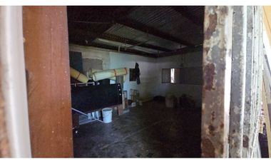 Venta de Galera industrial con oficina  y bodega