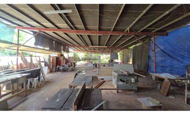 Venta de Galera industrial con oficina  y bodega